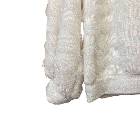 1. State Scoop Neck Top - Picture 6 of 9